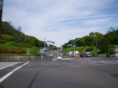 井ノ頭通り 代々木公園交番前交差点で直進、都道赤坂杉並線へ